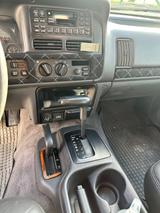 Jeep Grand Cherokee Limited 5.2 Auto Limited - Jeep Grand Cherokee: 2.5