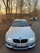 BMW 320 3 Coupe 320d. TÜV bis März 2011 - BMW 320 mit Diesel-Antrieb: Coupe