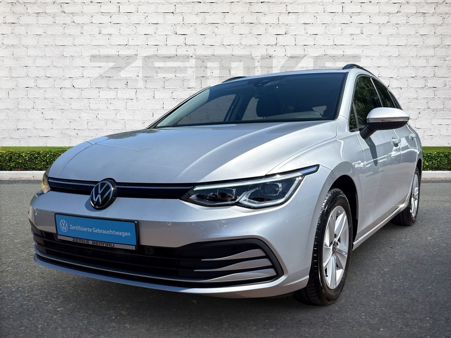 Volkswagen Golf Variant VIII 1.5 eTSI DSG Life 1,99% Navi D foto 2