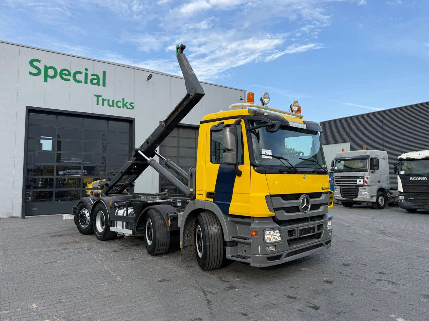 Mercedes-Benz Actros 3232 8x2*6 / Meiller RK 30 65 K / 30 Ton