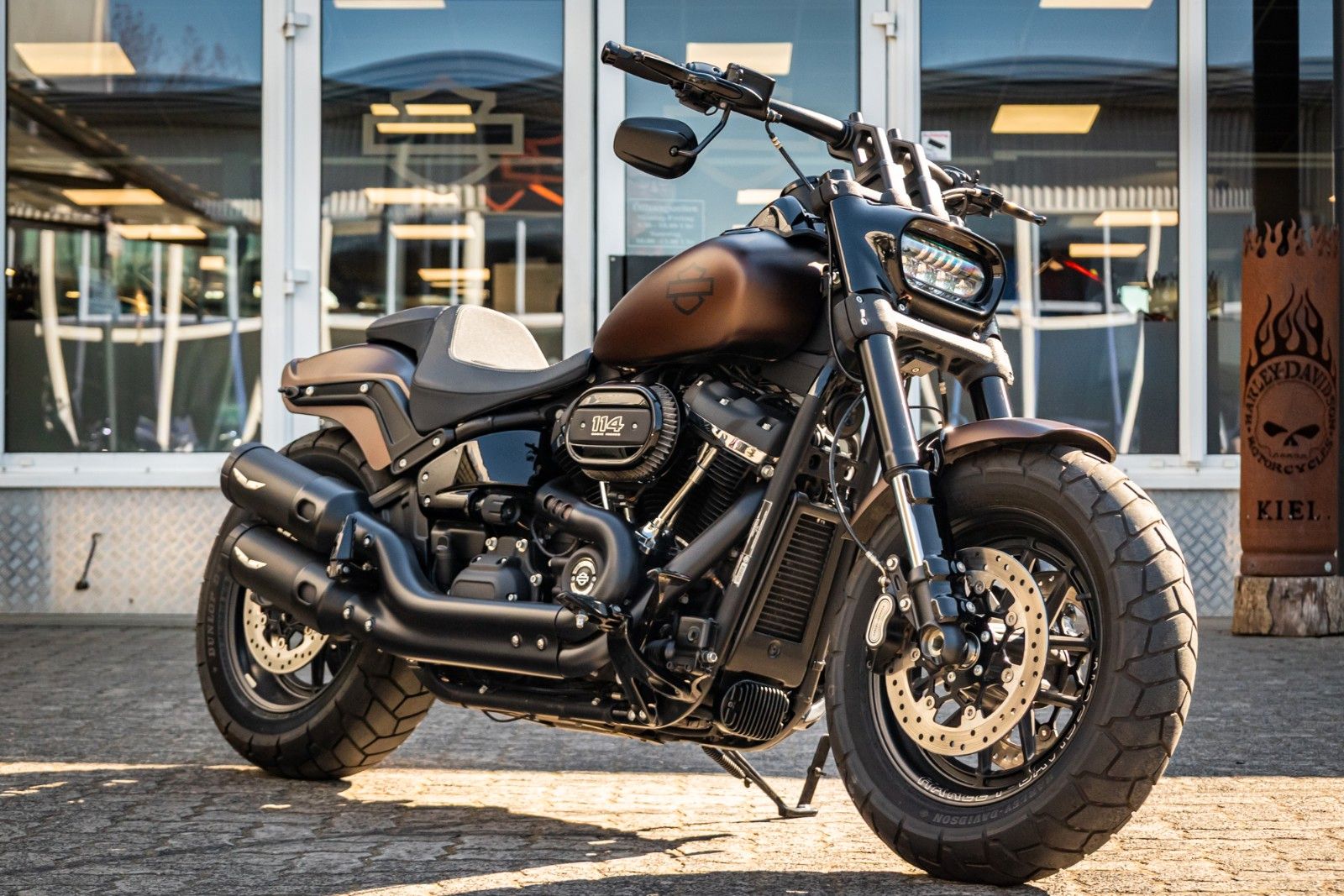 Fahrzeugabbildung Harley-Davidson FXFBS FAT BOB 114 CUI SOFTAIL - Penzl -