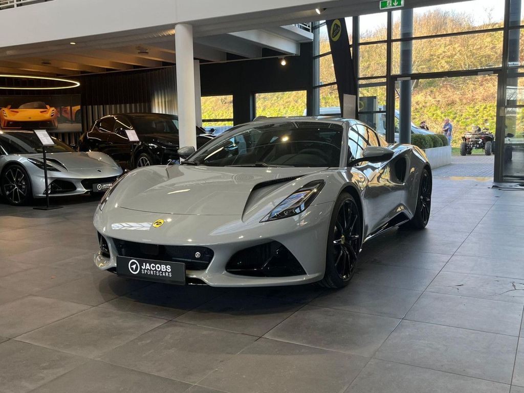 Lotus Emira