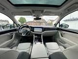 Volkswagen Touareg 3.0 V6 TDI Rentnerfahrzeug VOLL Gepflegt - : Geländewagen, Rent