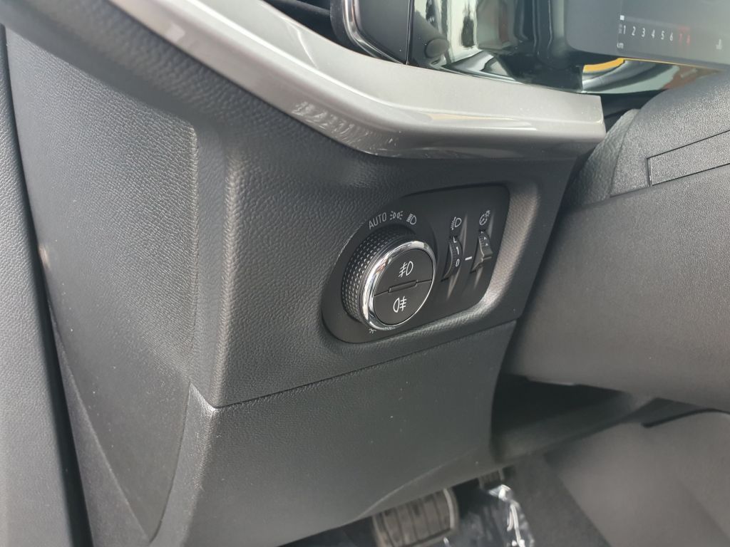 Fahrzeugabbildung Opel Mokka 1.2 Turbo Aut. Elegance+Kamera+LED+