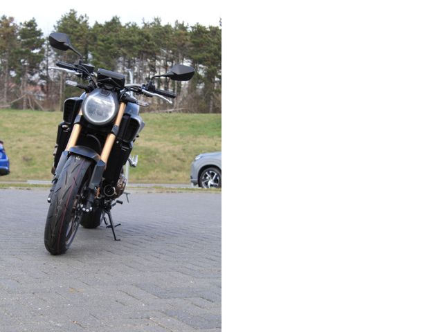 Honda CB650R ABS+LED *e-Clutch !! Aktion !!