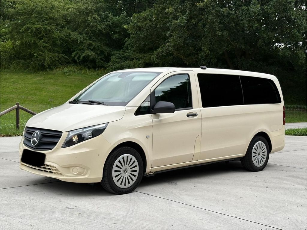Image of Mercedes-Benz Vito