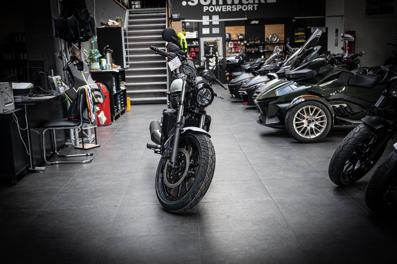 Fahrzeugabbildung Kawasaki Eliminator 500 / 2025 / Neu 4 Jahre Garantie