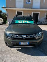 Dacia Duster 1.6 110CV 4x2 GPL - mit LPG-Antrieb: Grün
