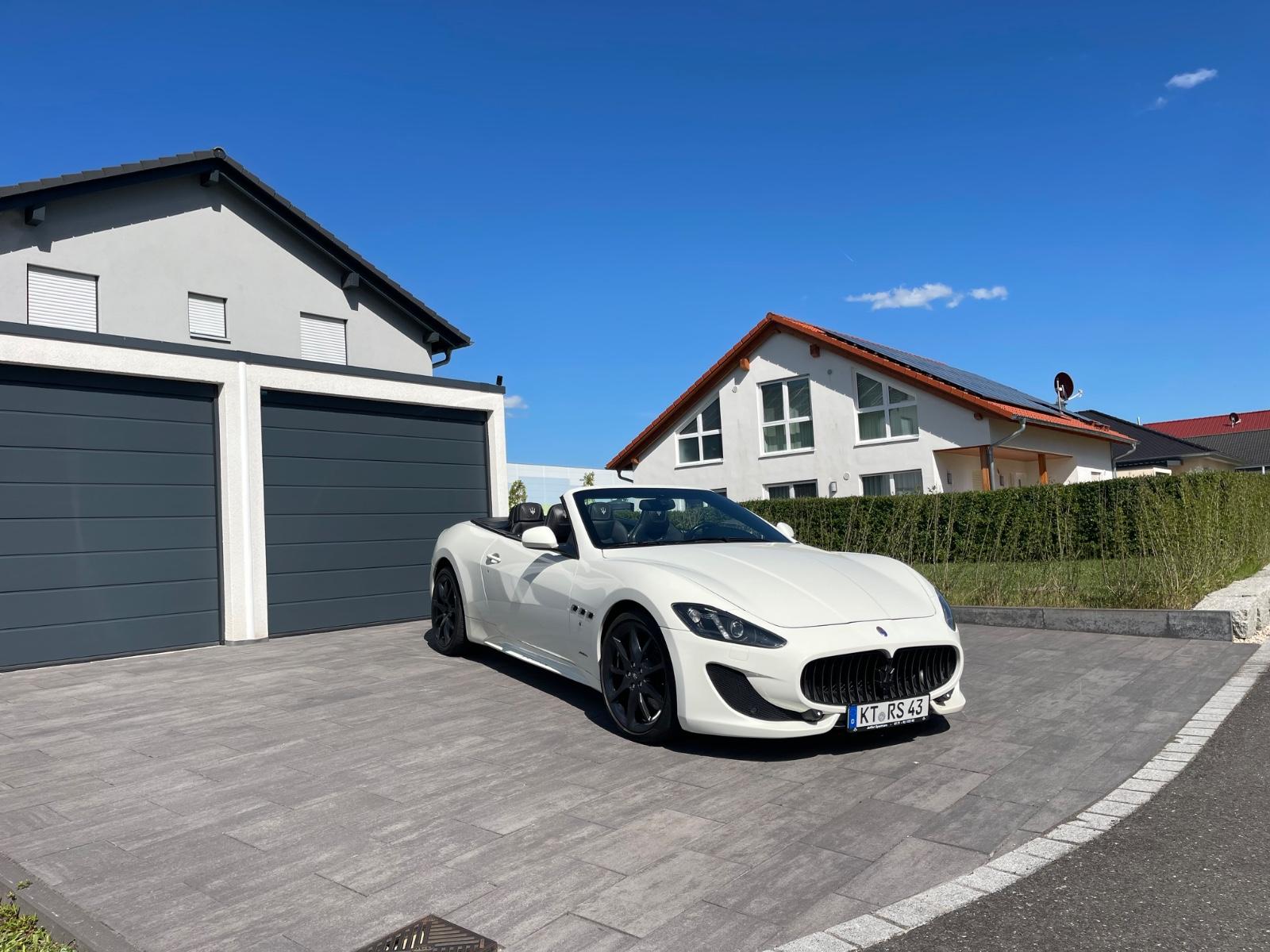 Maserati Gran Cabrio 4.7V8 GT 460PS Grosses Navi Facelift