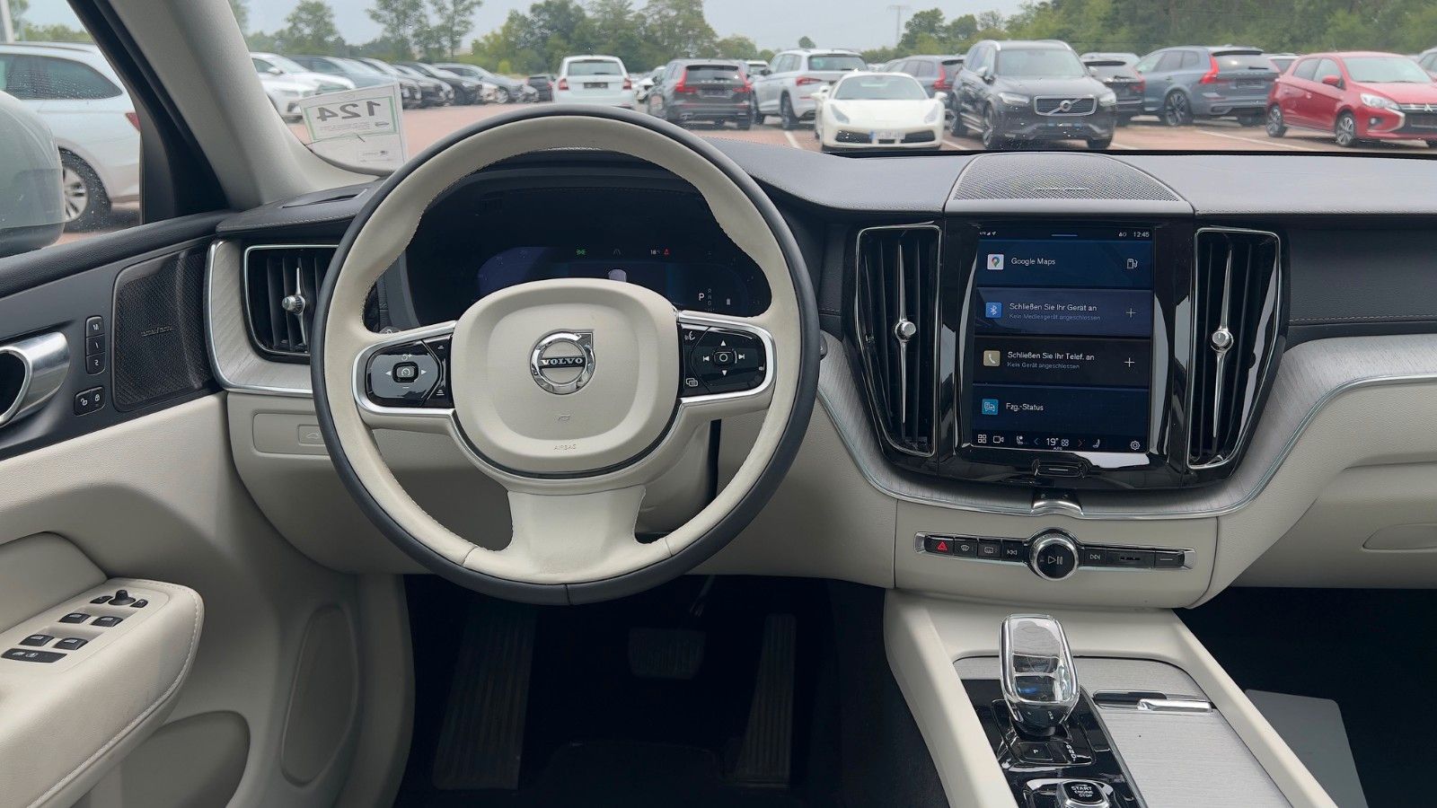 Fahrzeugabbildung Volvo XC60 B5 D Ultimate Bright AWD*AHK*STHZG*Massage*