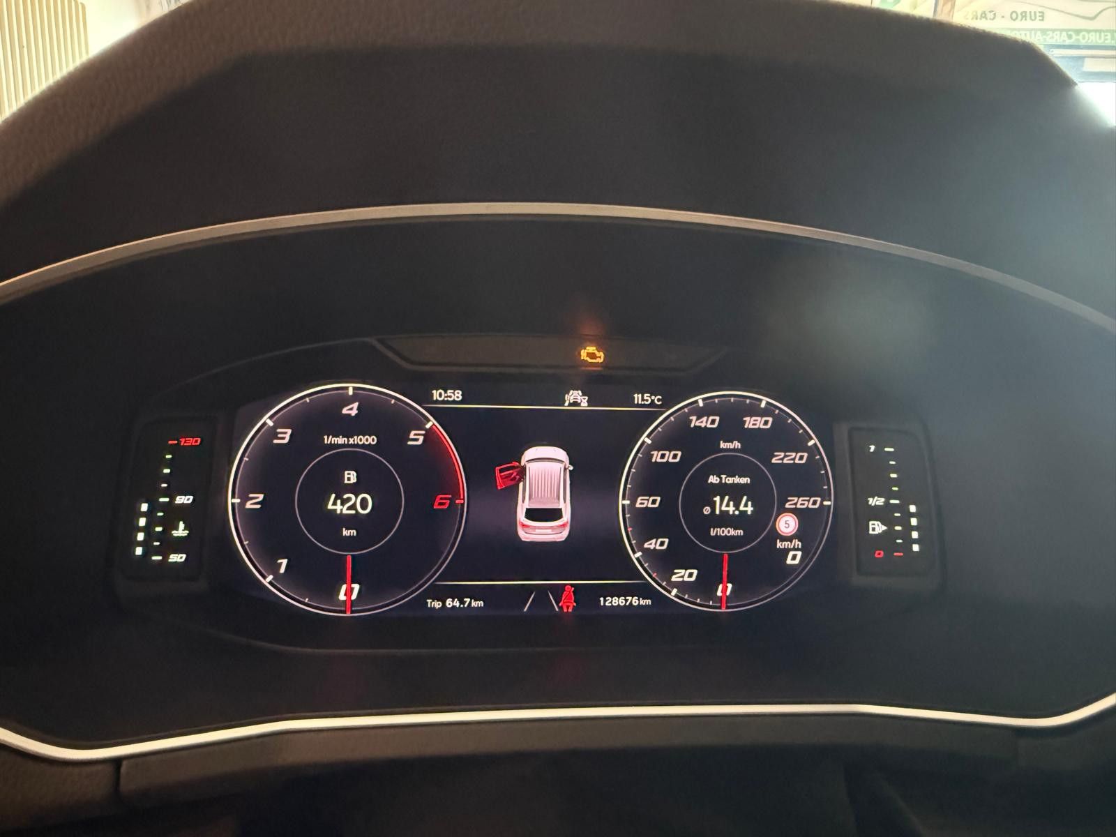 Fahrzeugabbildung SEAT Tarraco Xcellence/ PANORAMA/LEDER/AHK
