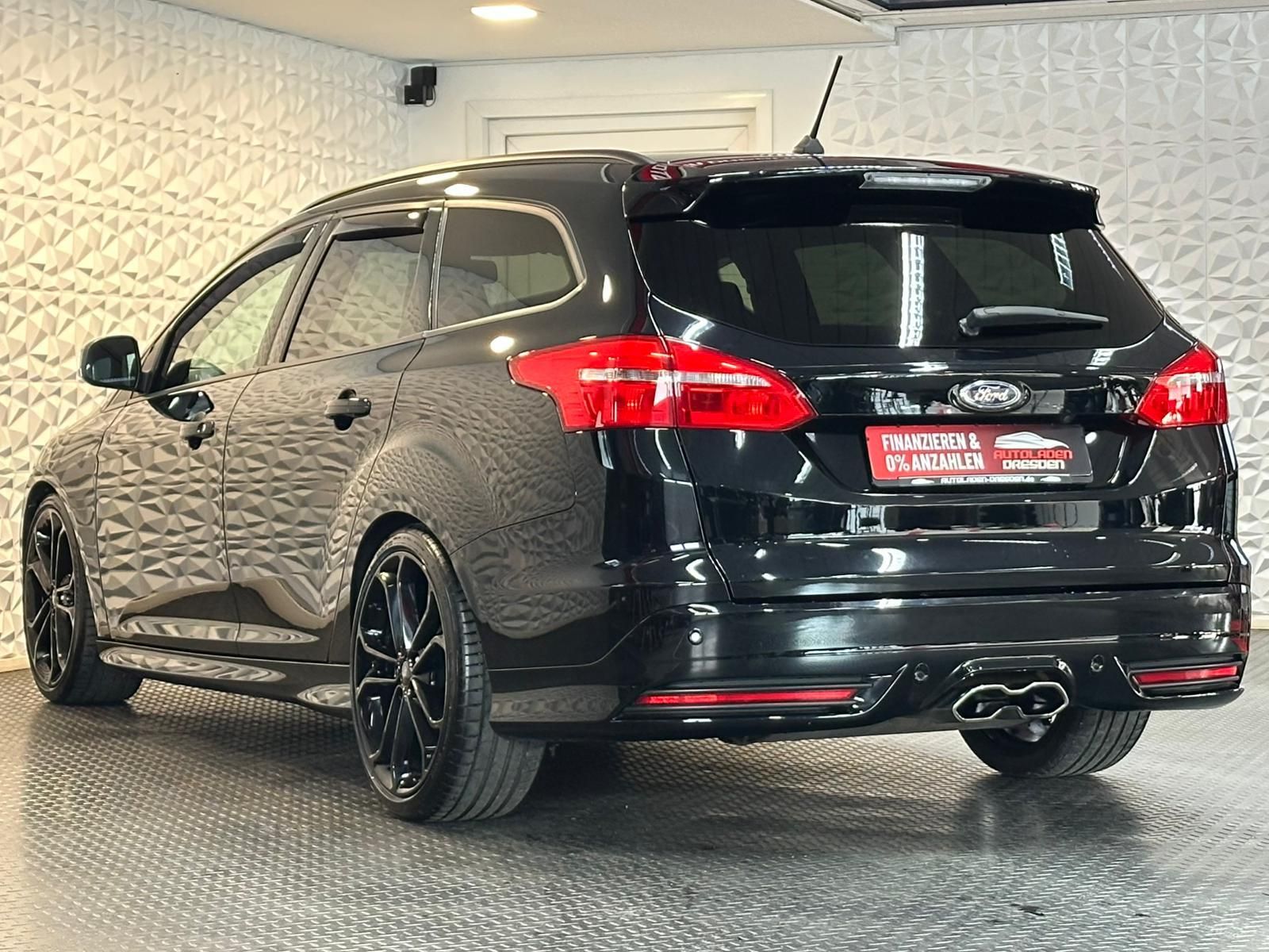 FORD Focus 2.0EB ST* BIXEN#SHZ#FH#NAVI#TEMPO#CAM#SONY - Image 5