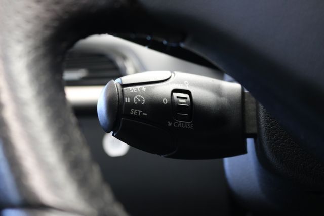 207 CC Cabrio-Coupe Allure/PDC/LEDER/NAVI/JBL – Vorschau 26