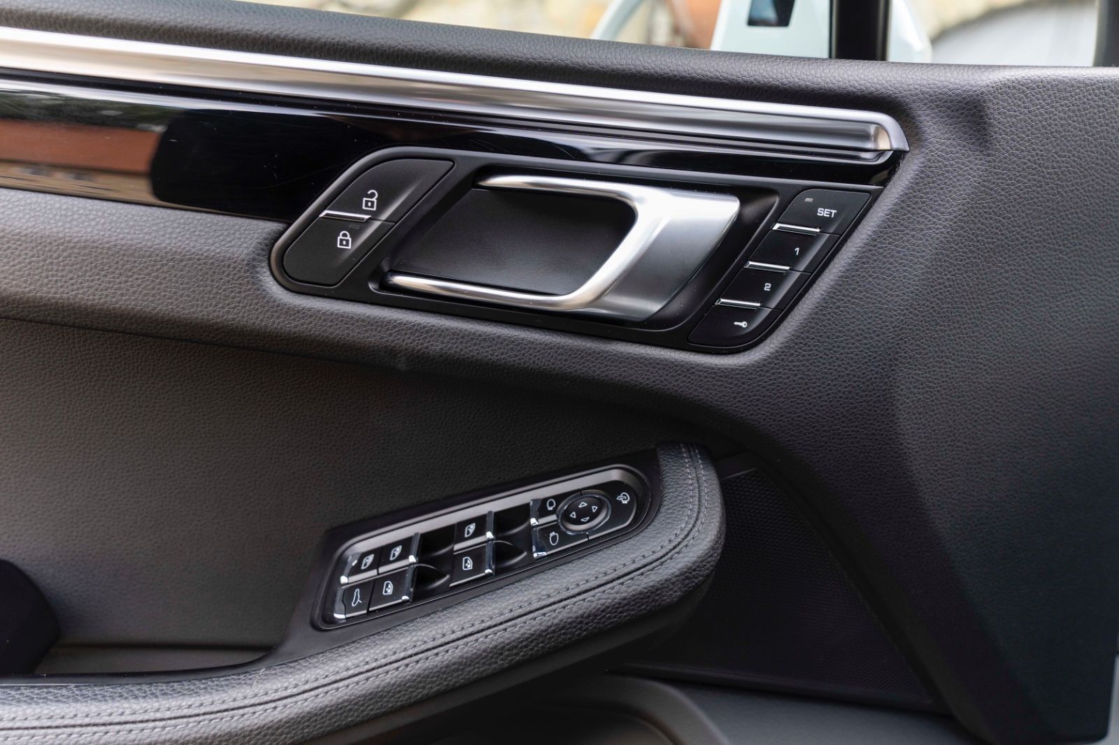Fahrzeugabbildung Porsche Macan S BOSE PASM 360° PANO LED CARPLAY ACC