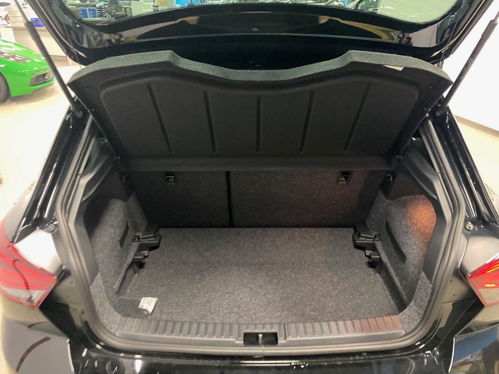 Fahrzeugabbildung SEAT Ibiza 1.0 TSI--FR--DSG+Garantie bis 2030+KAMERA+