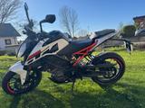 KTM Duke 125  - KTM 125