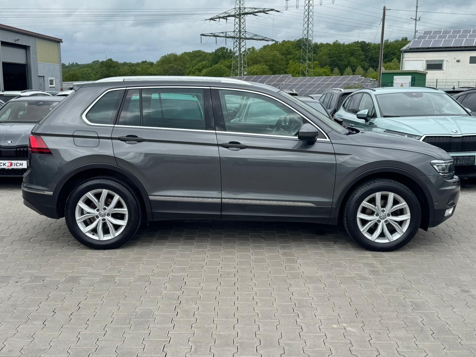 Volkswagen Tiguan 2.0 TDI Highline 4M Offr. MATRIX*AHK*HUD