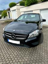 Mercedes-Benz A 180 BlueEFFICIENCY Style Edition Style Edition - Mercedes-Benz A-Klasse: Style Edition