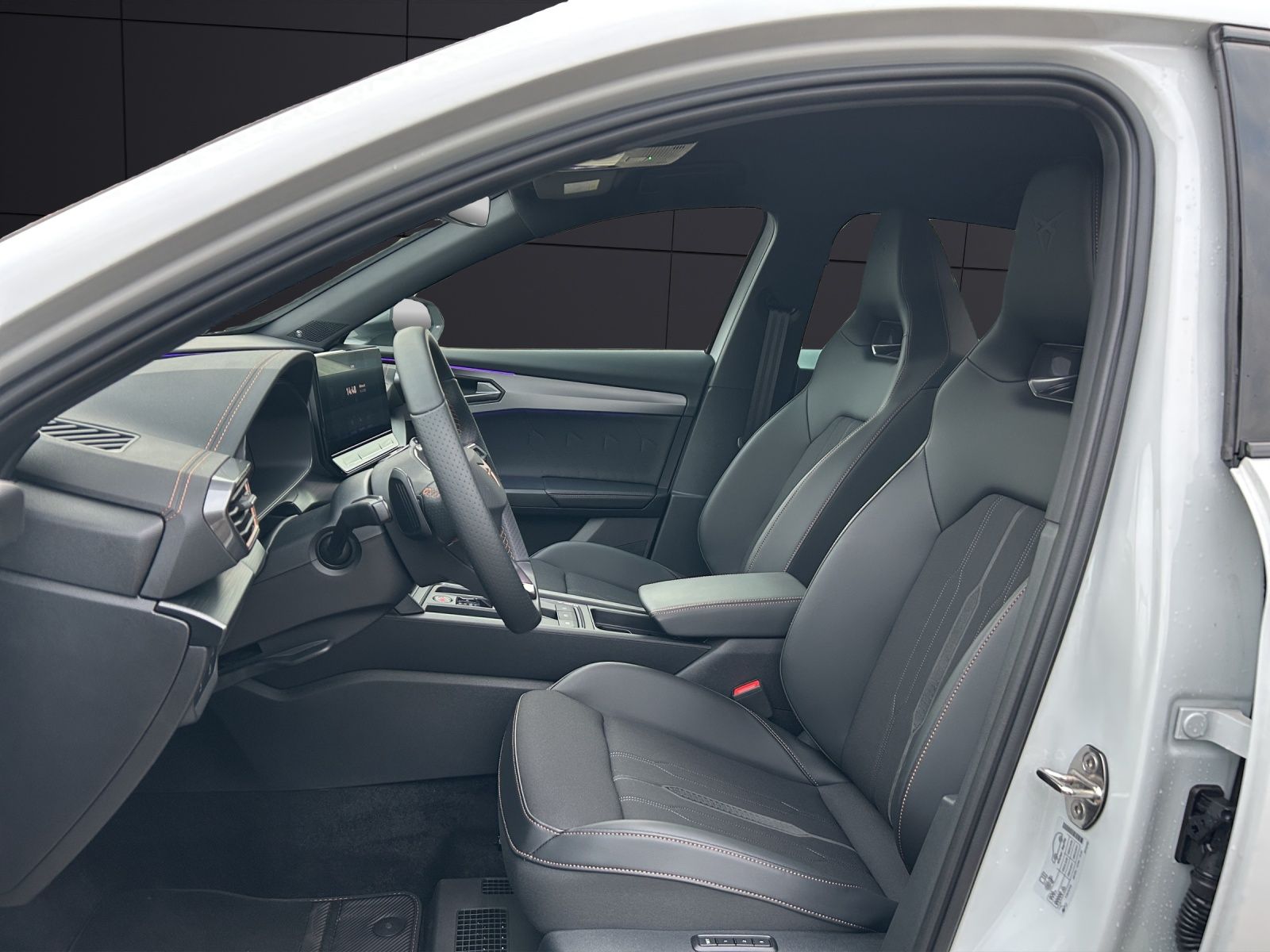 Fahrzeugabbildung CUPRA Formentor TSI DSG LED ACC SH PDC Ambiente Climat