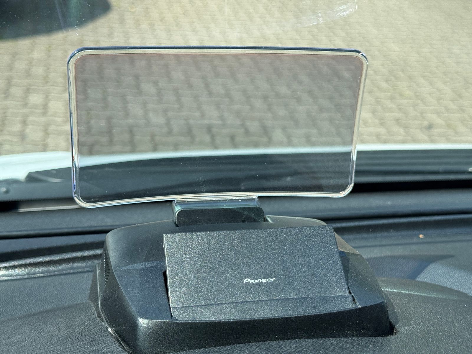 Fahrzeugabbildung Weinsberg CaraCompact 600 MEG EDITION PEPPER NAVI KAMERA