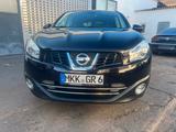 Nissan Qashqai I-Way 4X4 NAVI KAMERA PANO AHK - Nissan Qashqai mit Benzin-Antrieb: Allradantrieb