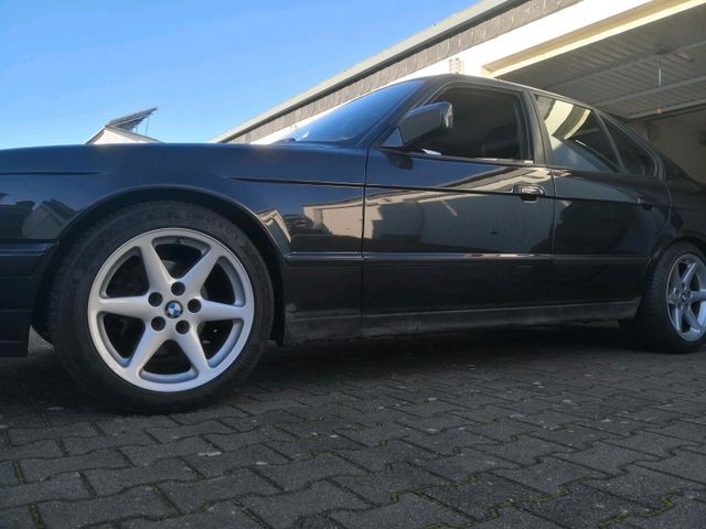 BMW E34 520i, Oldtimer,