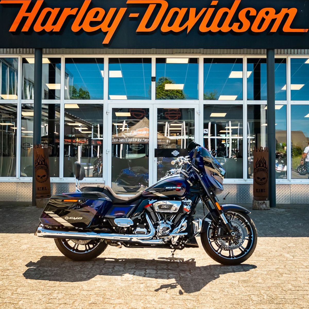 Fahrzeugabbildung Harley-Davidson CVO Street Glide FLHXSE 121 CUI MY25