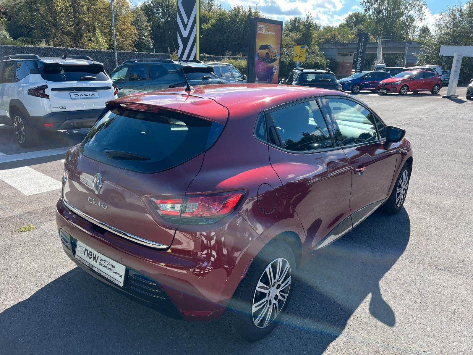 Fahrzeugabbildung Renault Clio IV Limited