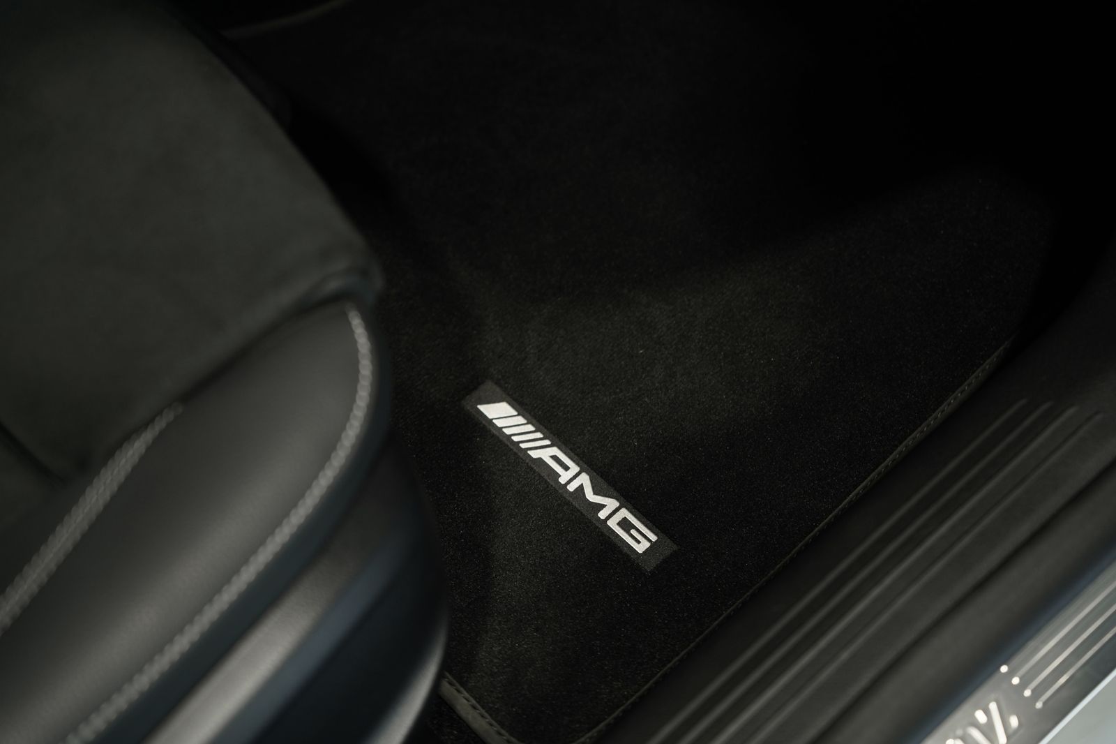 Mercedes-Benz CLA 200 Shooting Brake d AMG Line 1H Pano Memo foto 16