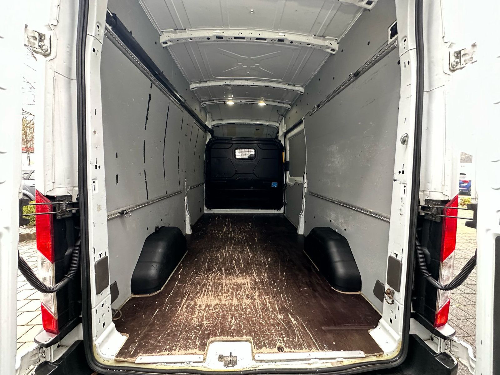 Fahrzeugabbildung Ford Transit 350 L3H3 Automatik*KLIMA*NAVI*AHK*TEMPO*