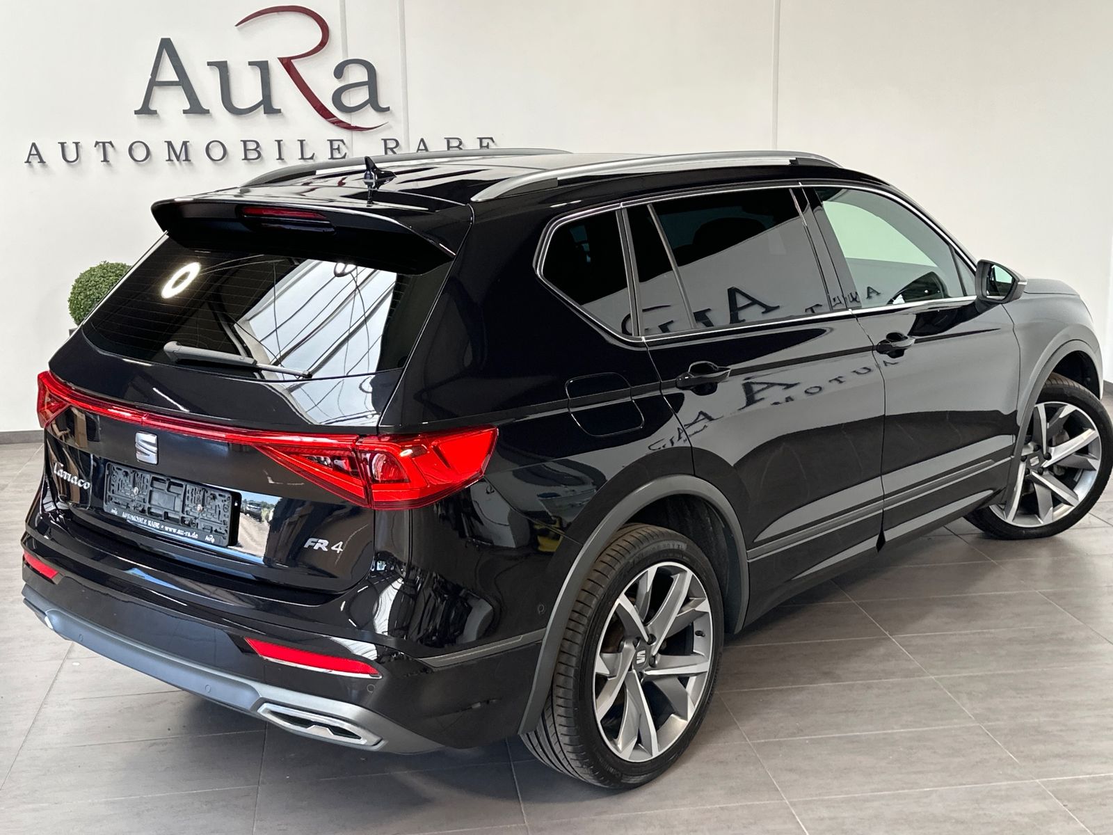 Fahrzeugabbildung SEAT Tarraco FR 4Drive 7-Sitzer NAV+LED+KAM+AHK+PANO