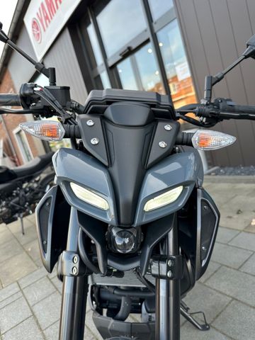 MT125