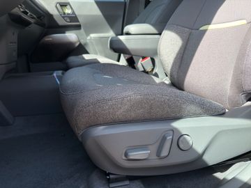 Kia EV2 42,2 kWh Earth 360 22kW AC Navi 5 Sitzer 18"