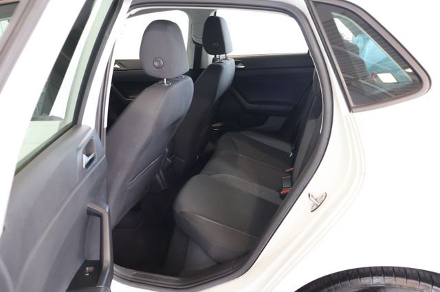 Volkswagen Polo VI 1.0 TSI Life AID+FRONT+LED+CARPLAY