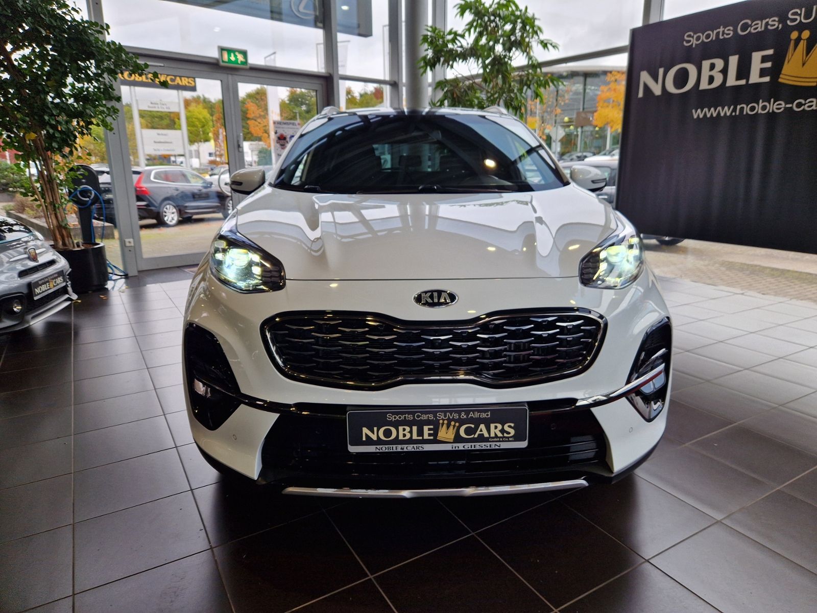 Fahrzeugabbildung Kia Sportage GT-Line 4WD PANO 360° LED