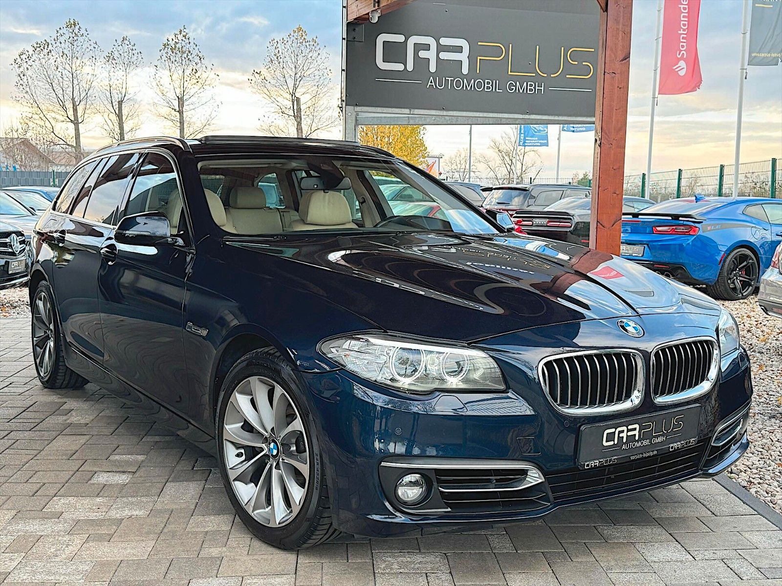 Fahrzeugabbildung BMW 520d Touring Luxury *Pano*Head Up*DAB*H&K*LED*