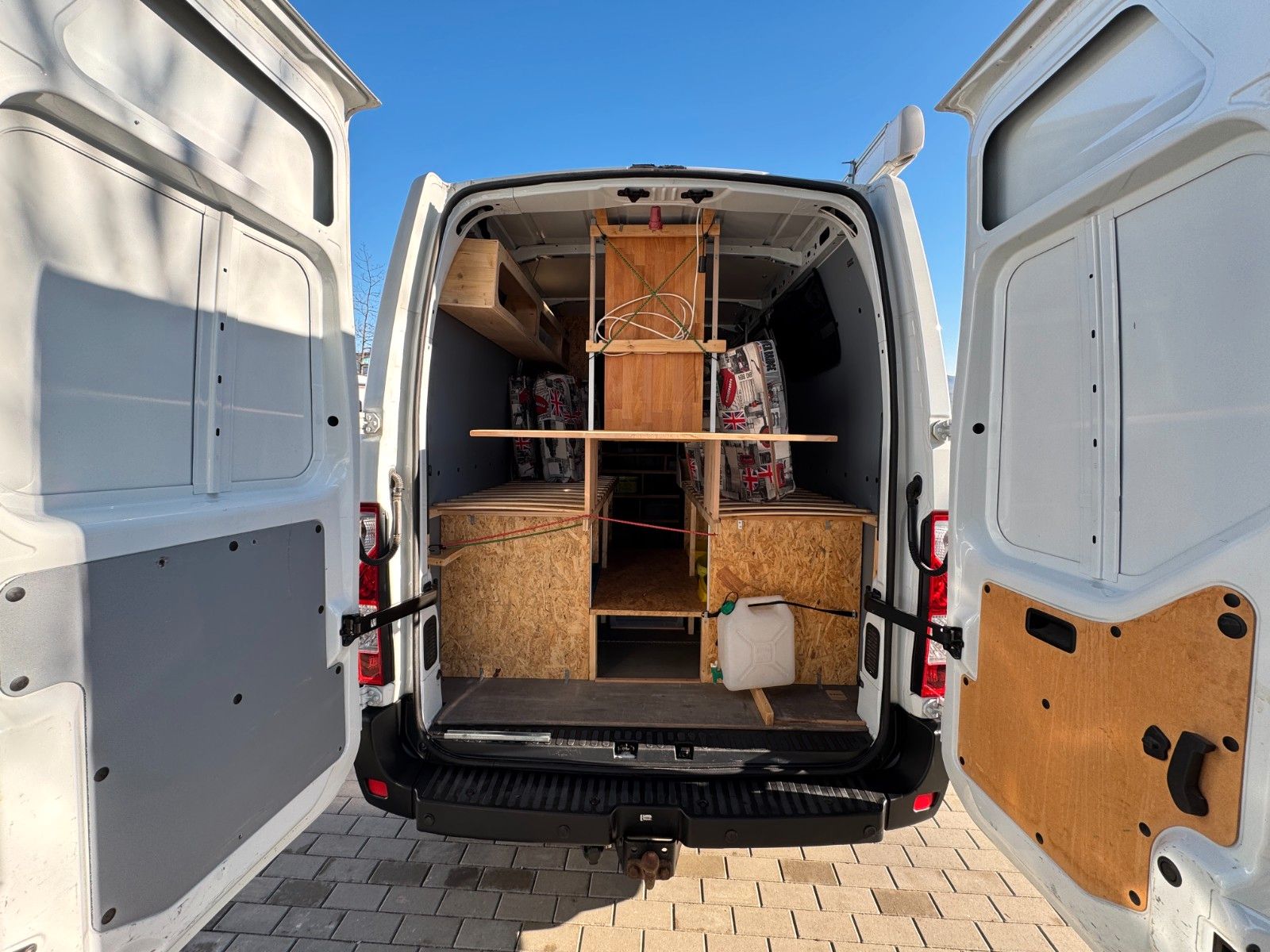Fahrzeugabbildung Opel Movano B Kasten/Kombi HKa L2H2 3,5t