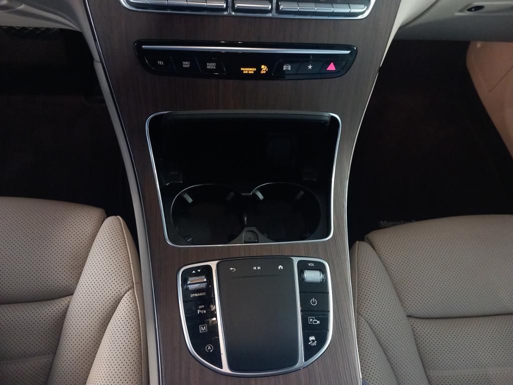 Fahrzeugabbildung Mercedes-Benz GLC 300 d 4MATIC Coupé AHK*HUD*Night-Paket*LED