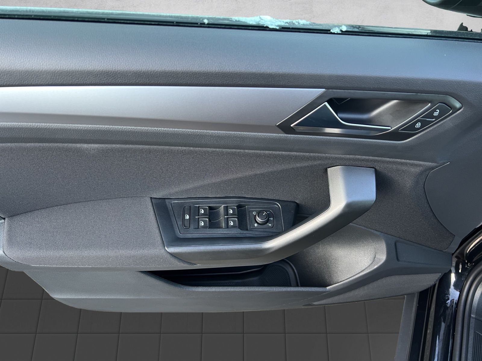 T-Roc Life 1.0 TSI AHK*Navi*LED