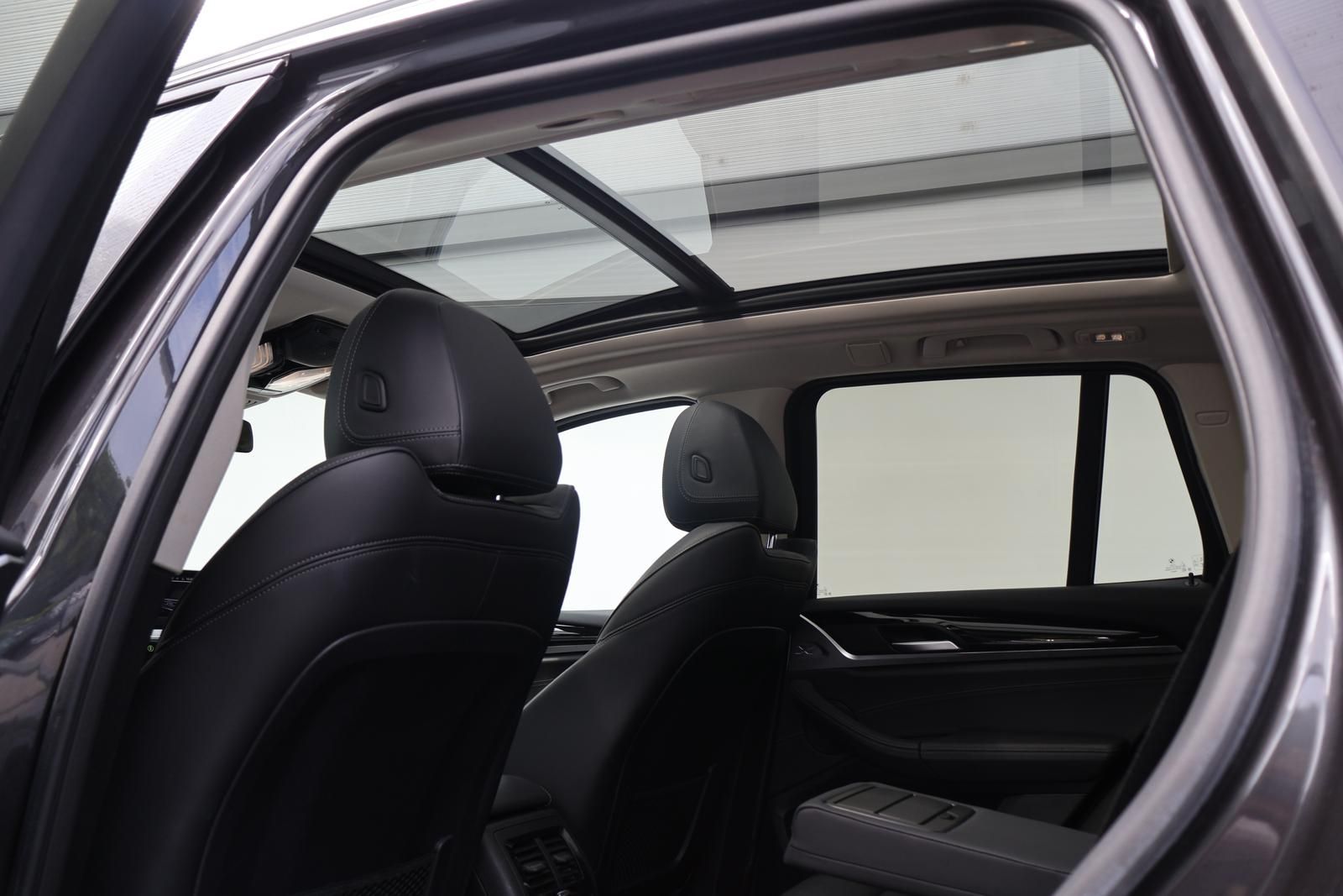 BMW X3 xDrive 20 d  Shadow-Line RFK Pano Leder LED foto 16