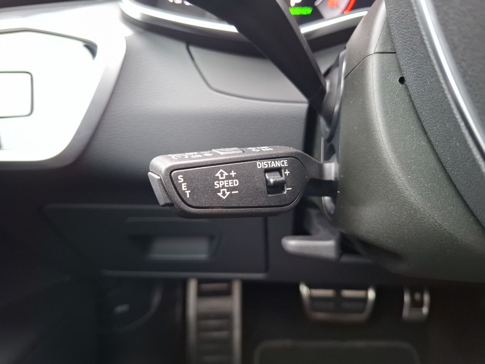 Fahrzeugabbildung Audi A6 Avant 55 TFSI Sport quattro S-tronic S-Line M