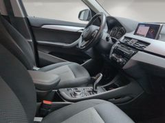BMW X1 sDrive20i Advantage Aut/PDC/Kamera/Navi/LED