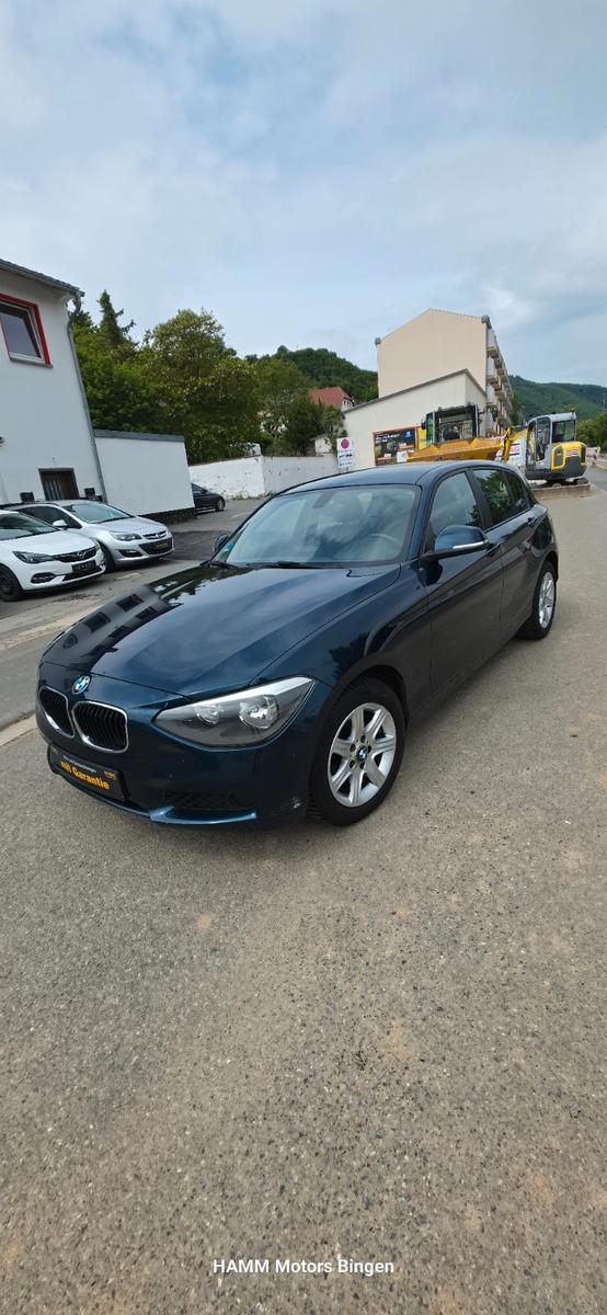BMW 120 d   Tüv Neu