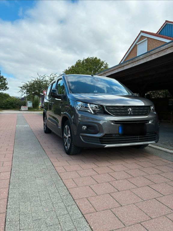 Image of Peugeot e-Rifter