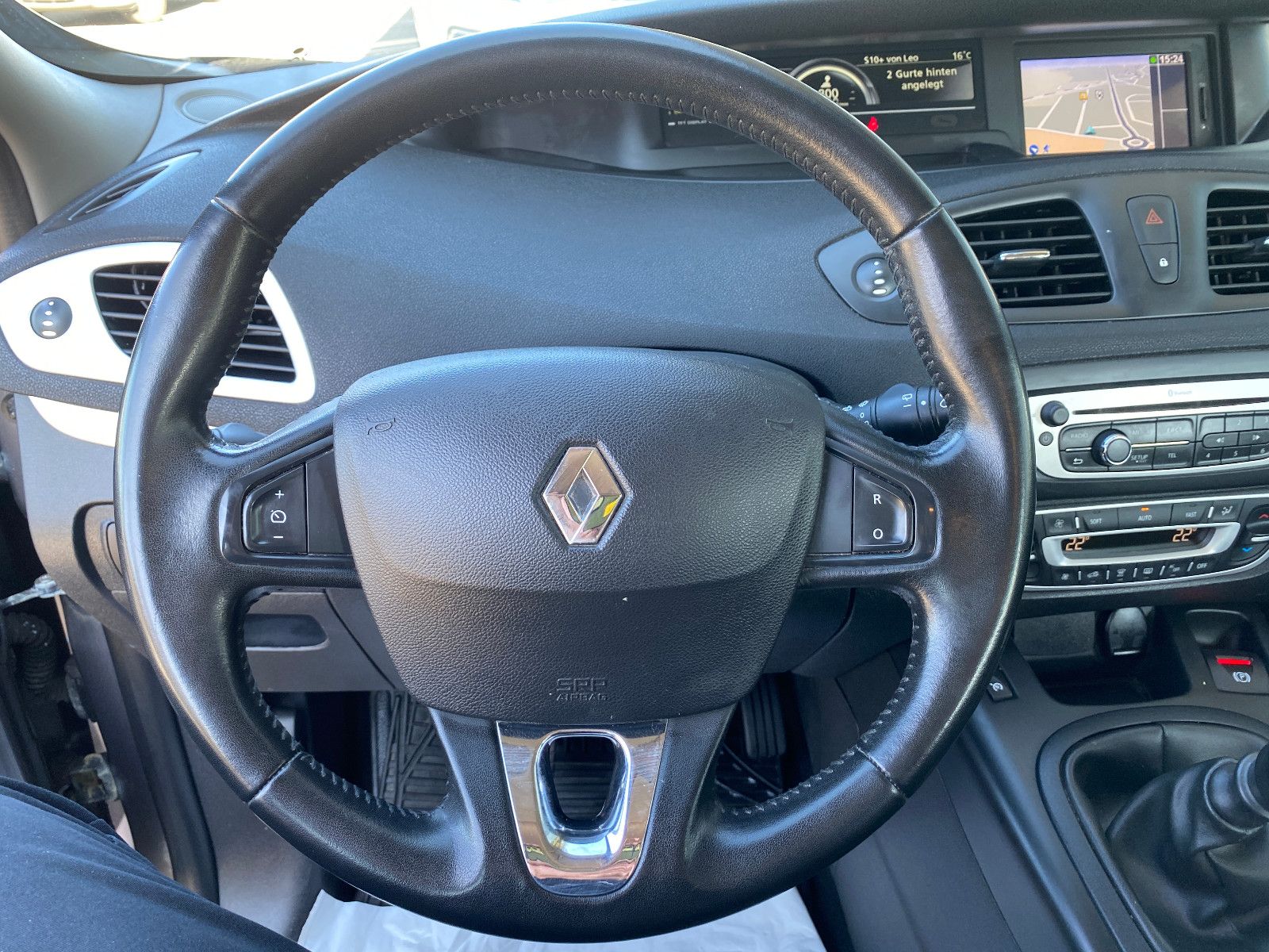 Fahrzeugabbildung Renault Scenic III Grand Paris