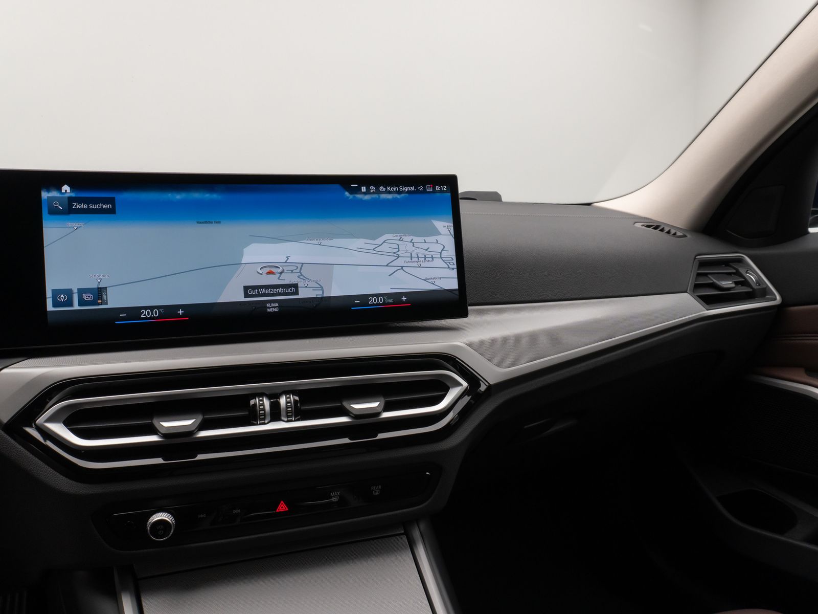 Fahrzeugabbildung BMW 320d xD Kamera HUD DAB Komfort Sport Individual