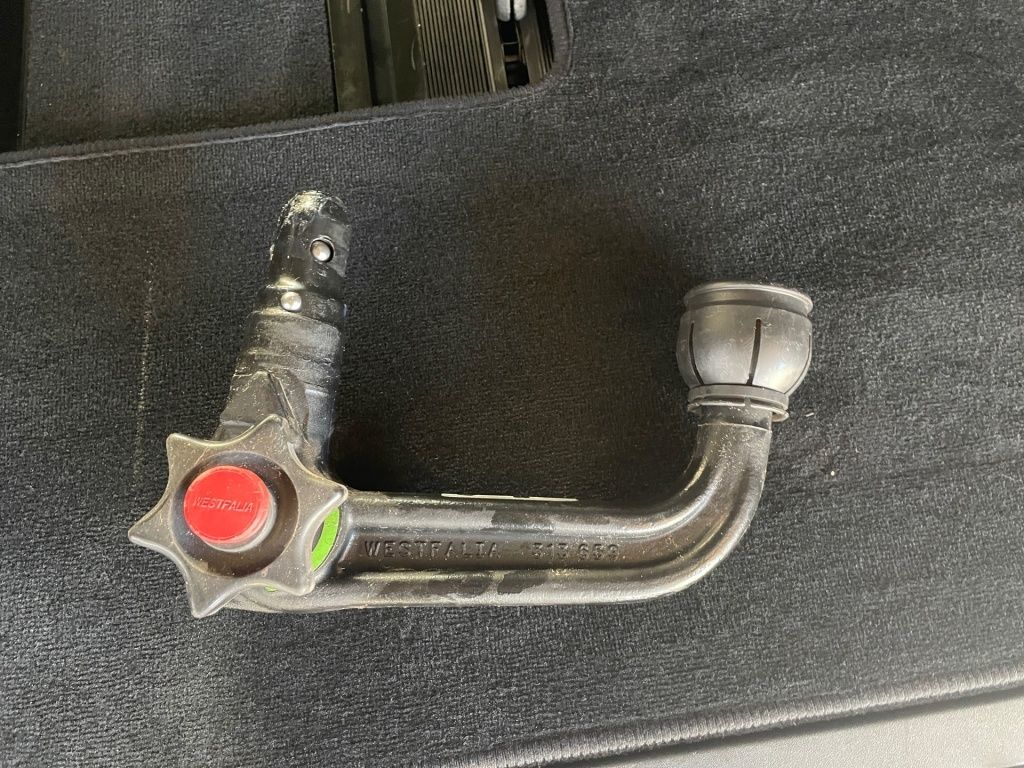 Fahrzeugabbildung Mercedes-Benz V 300 d EAV/K Airmatic, AHK, Navi,STHZ, Sitzbel.