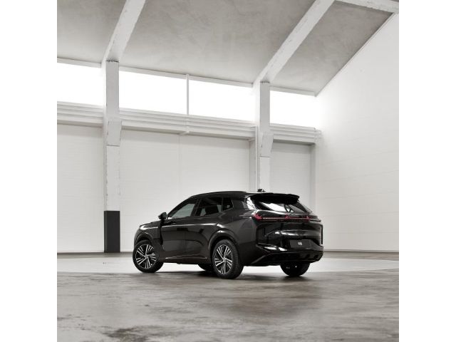 Lynk & Co 08