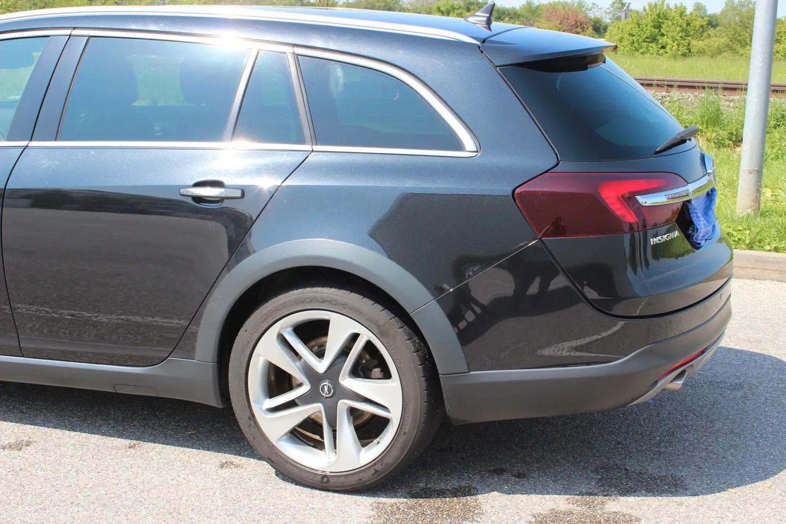Opel Insignia Country Tourer 2.0 BiTurbo Diesel 