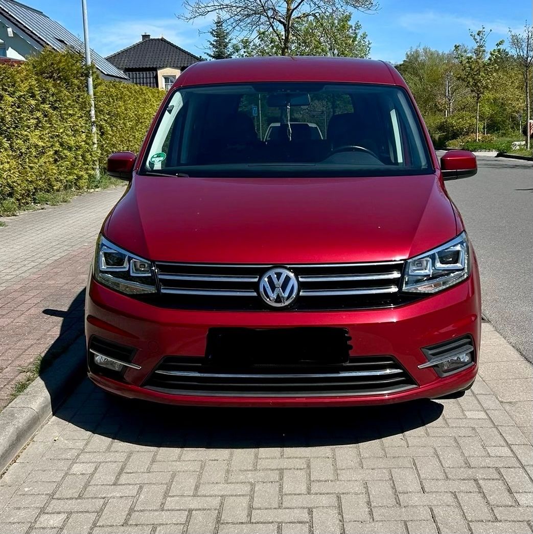 VW Caddy 2,0TDI 110kW BMT DSG Generation Four 5...